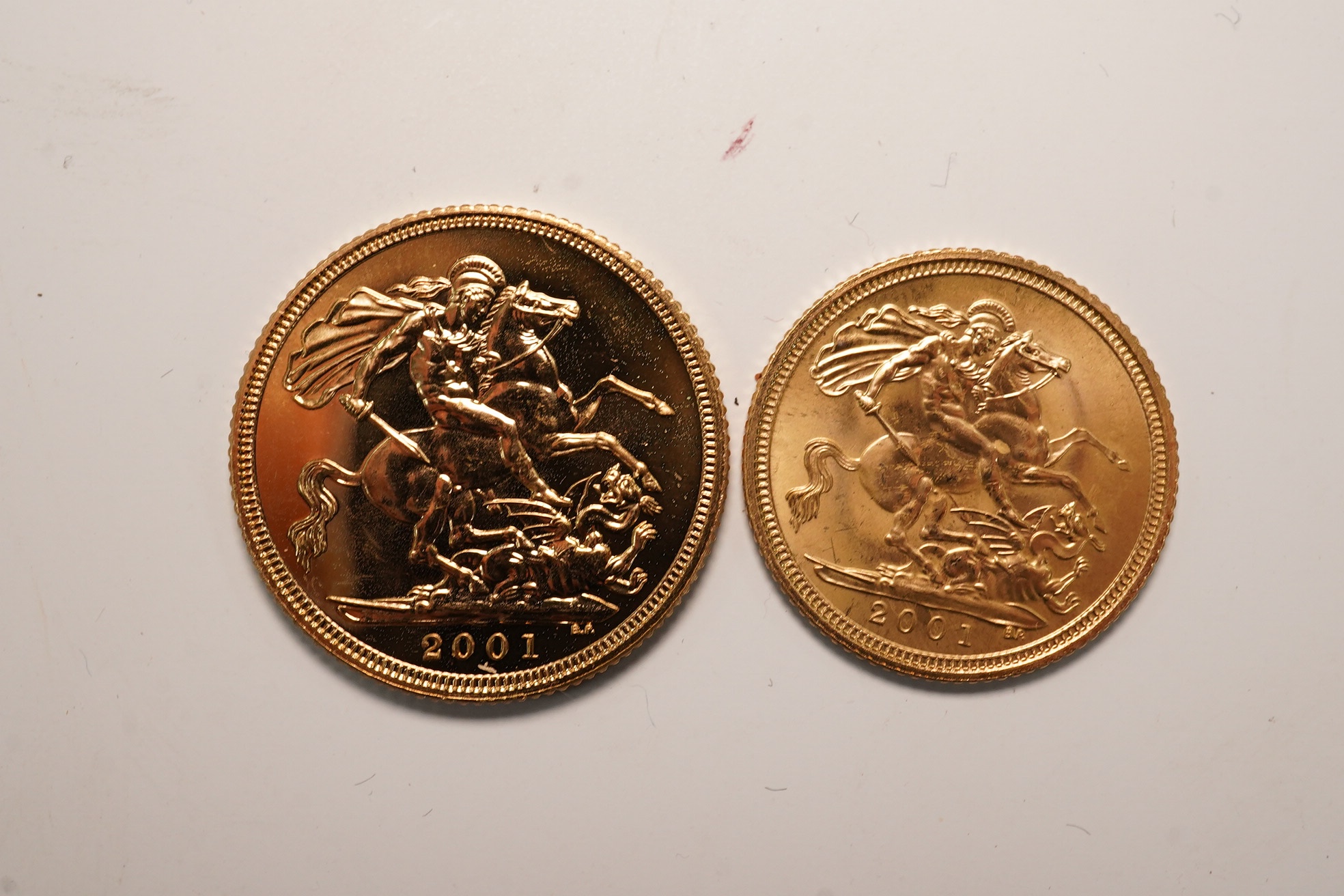 British gold coins, QEII, sovereign and half sovereign, both 2001